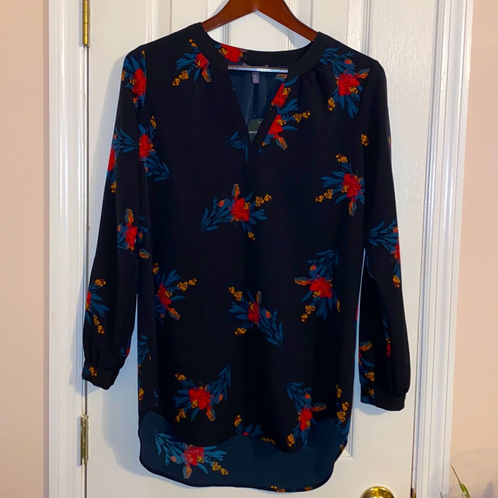 NWT SMALL Black Tunic Blouse with Floral Print